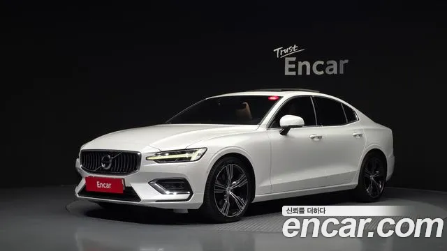 Volvo S60 2020 — photo 1