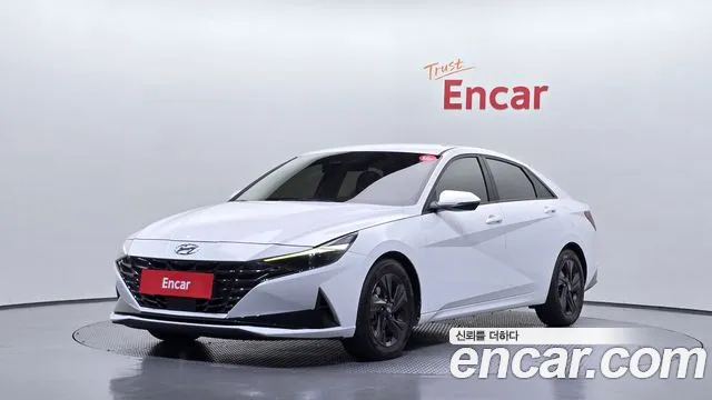 Hyundai AVANTE 2023 — photo 1