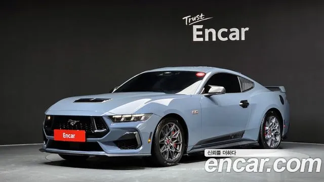 Ford Mustang 2024 — photo 1
