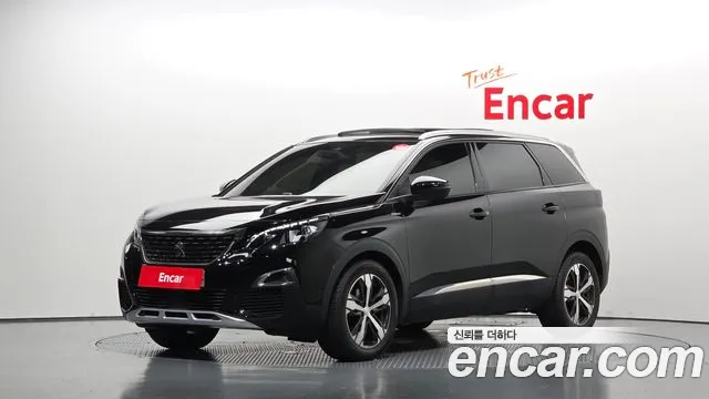 Peugeot 5008 2020 — photo 1