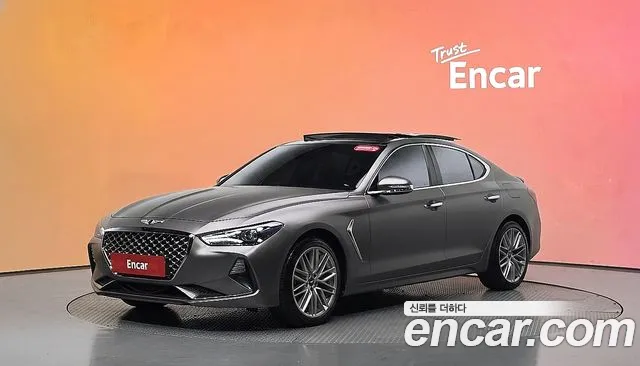 Genesis G70 2019 — photo 1