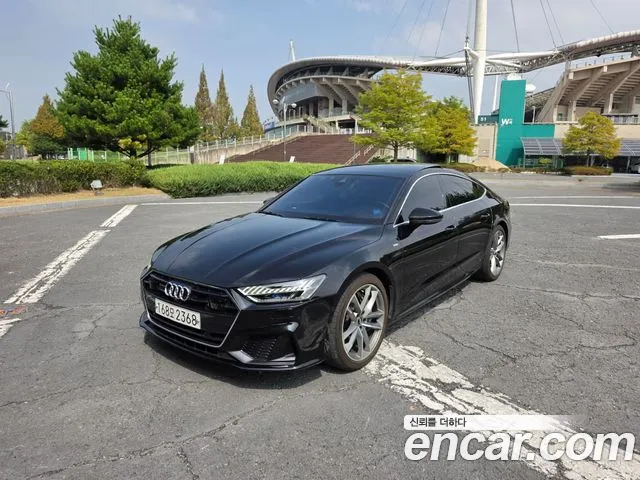 Audi A7 2020 — photo 1