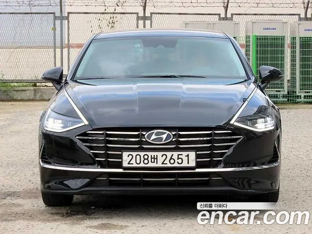 Hyundai Sonata 2023 — photo 1