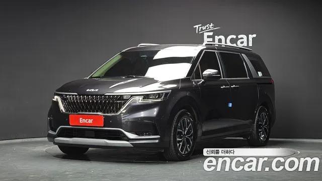 Kia Canival 2022 — photo 1