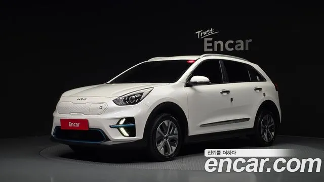 Kia Niro 2022 — photo 1