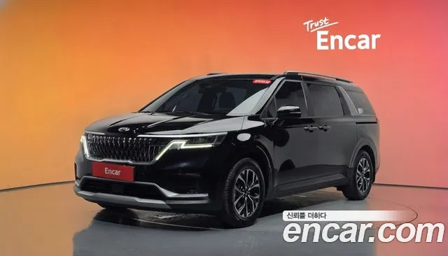 Kia Canival 2021 — photo 1