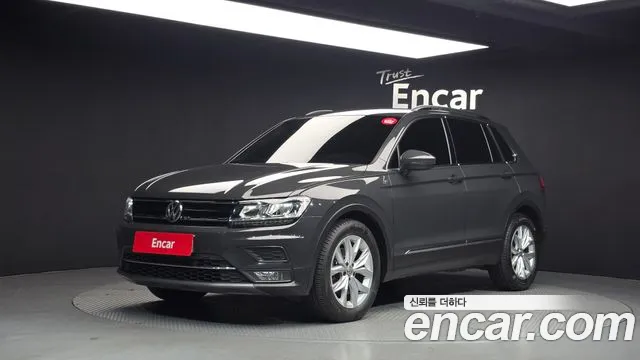 Volkswagen Tiguan 2018 — photo 1