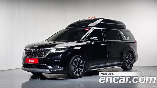 Kia Canival 2021 — photo 1