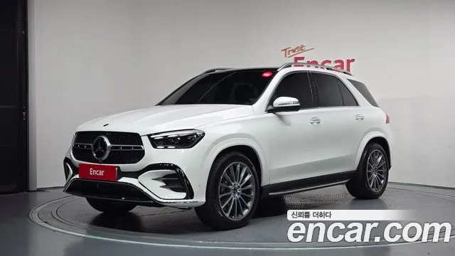 Mercedes-Benz GLE-Class 2025 — photo 1