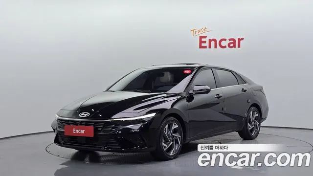 Hyundai AVANTE 2025 — photo 1
