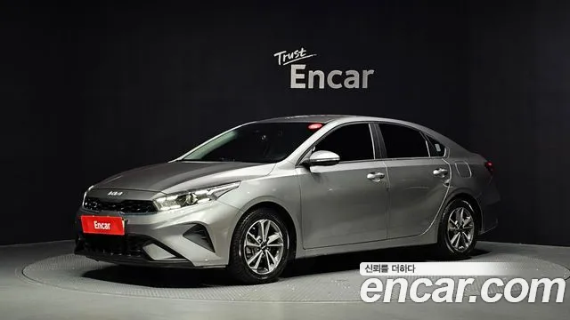 Kia K3 2022 — photo 1