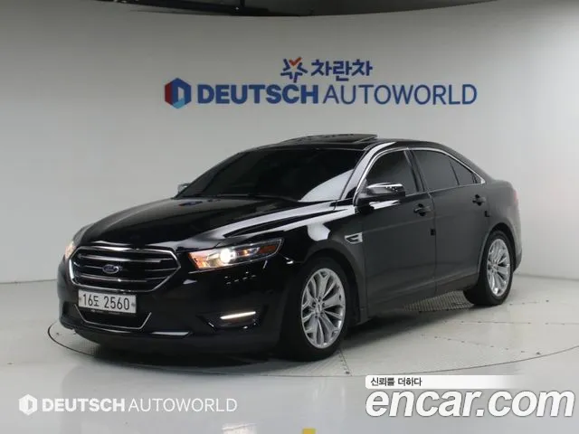 Ford Taurus 2016 — photo 1