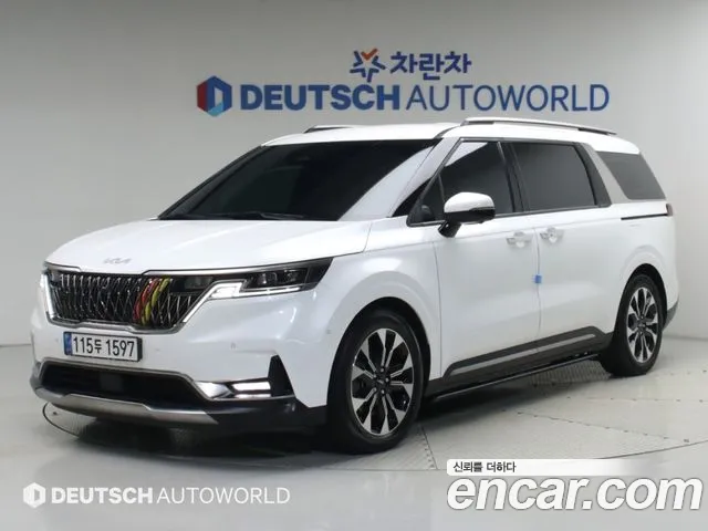 Kia Canival 2022 — photo 1