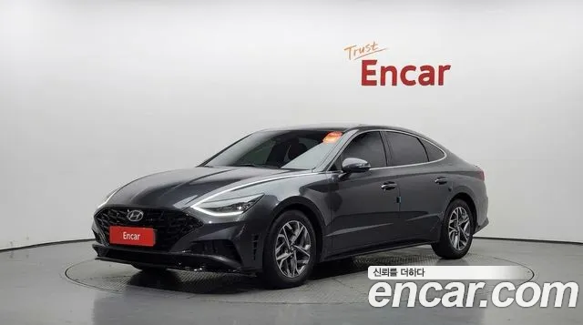 Hyundai Sonata 2022 — photo 1