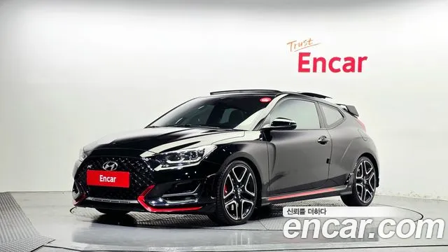 Hyundai Veloster 2019 — photo 1