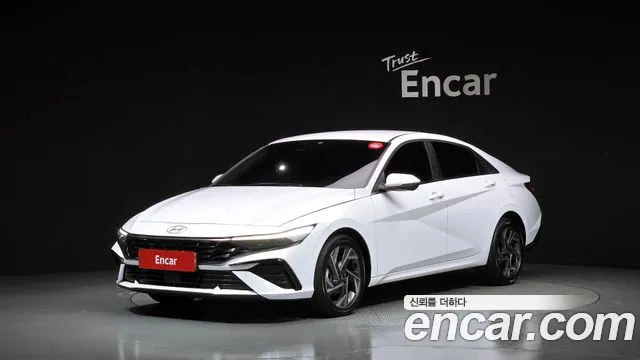 Hyundai AVANTE 2024 — photo 1