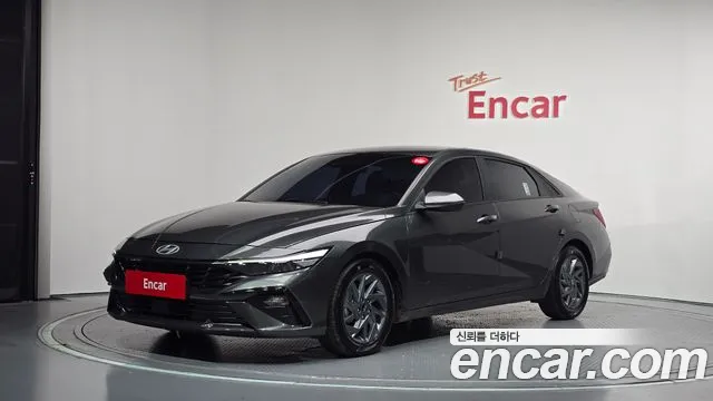Hyundai AVANTE 2024 — photo 1