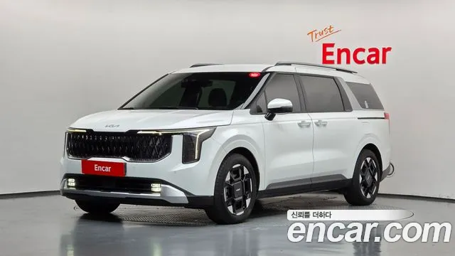 Kia Canival 2024 — photo 1