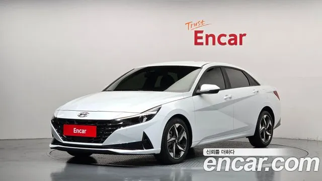 Hyundai AVANTE 2022 — photo 1