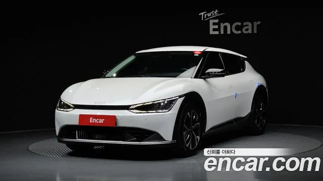 Kia EV6 2023 — photo 1