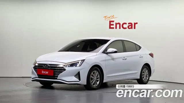Hyundai AVANTE 2019 — photo 1