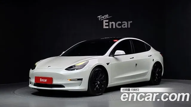 Tesla Model 3 2021 — photo 1