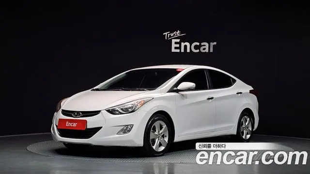 Hyundai AVANTE 2013 — photo 1