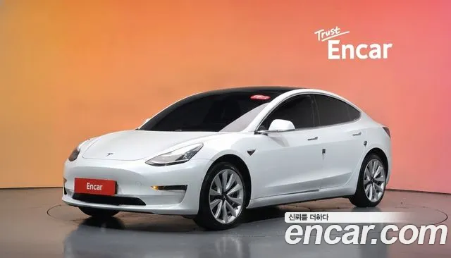 Tesla Model 3 2020 — photo 1