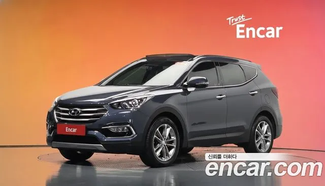 Hyundai Santafe 2016 — photo 1