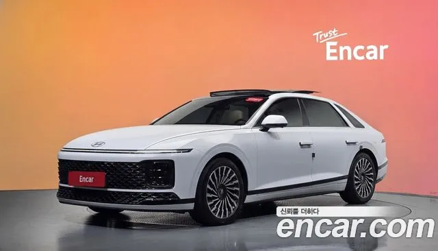 Hyundai Grandeur 2023 — photo 1