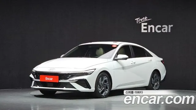 Hyundai AVANTE 2026 — photo 1