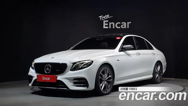 Mercedes-Benz E-Class 2019 — photo 1