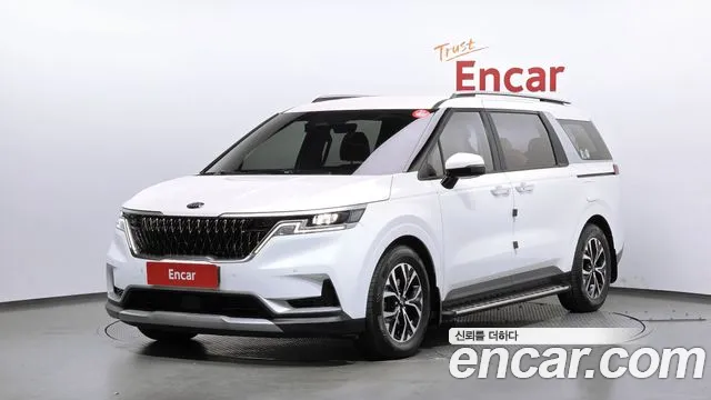 Kia Canival 2021 — photo 1