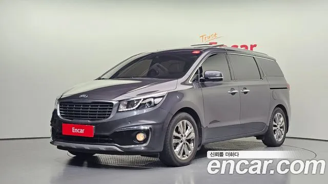 Kia Canival 2016 — photo 1
