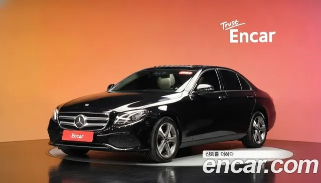 Mercedes-Benz E-Class 2019 — photo 1