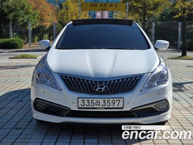 Hyundai Grandeur 2015 — photo 1