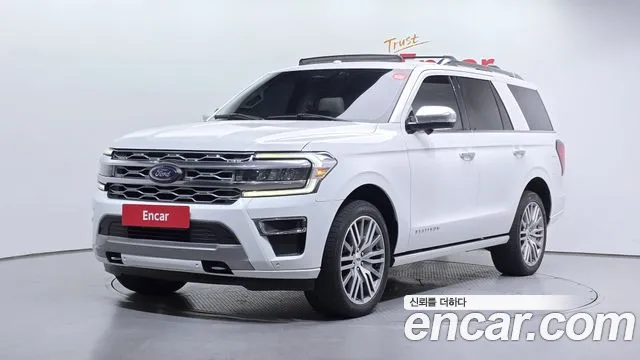 Ford Expedition 2022 — photo 1