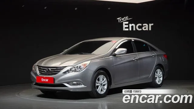 Hyundai Sonata 2012 — photo 1