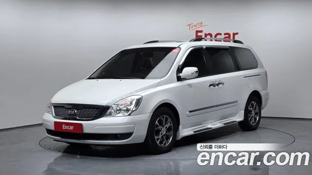 Kia Canival 2014 — photo 1