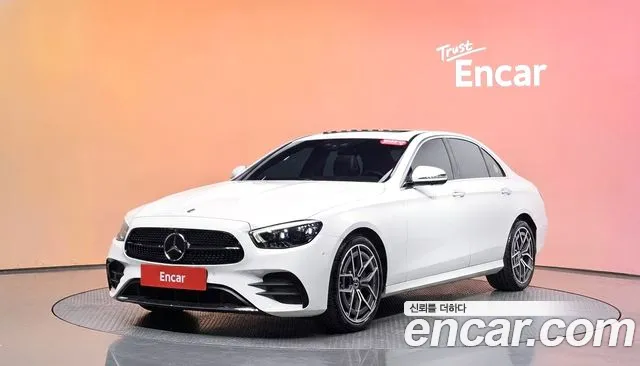Mercedes-Benz E-Class 2021 — photo 1