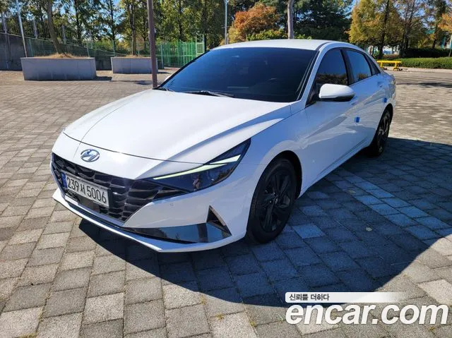 Hyundai AVANTE 2021 — photo 1