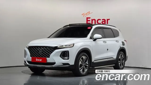 Hyundai Santafe 2019 — photo 1