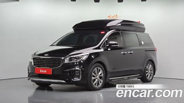 Kia Canival 2019 — photo 1