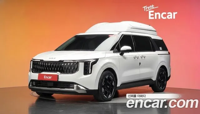 Kia Canival 2025 — photo 1