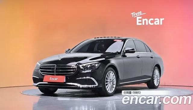 Mercedes-Benz E-Class 2021 — photo 1