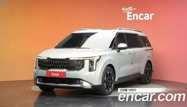 Kia Canival 2025 — photo 1