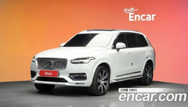Volvo XC90 2024 — photo 1