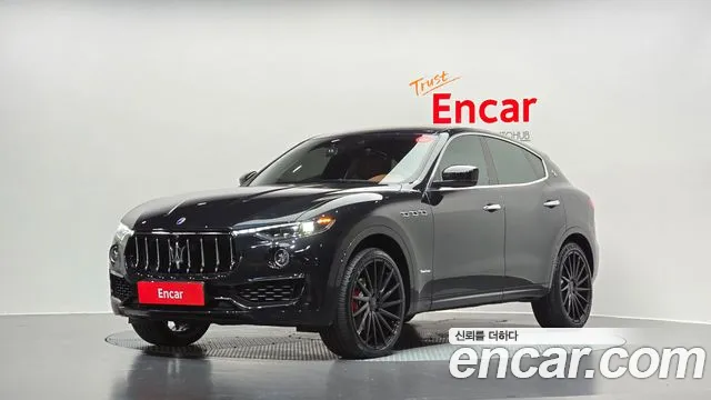 Maserati Levante 2021 — photo 1