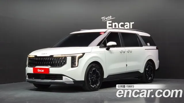 Kia Canival 2025 — photo 1