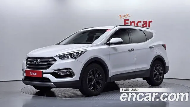 Hyundai Santafe 2016 — photo 1